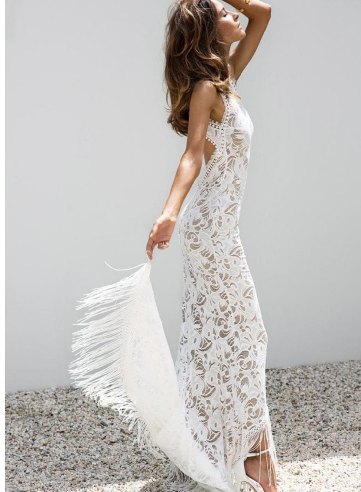 Grace Loves Lace Edie💍No Bundling, please. Special shipping needs to be made. - Picture 4 of 10